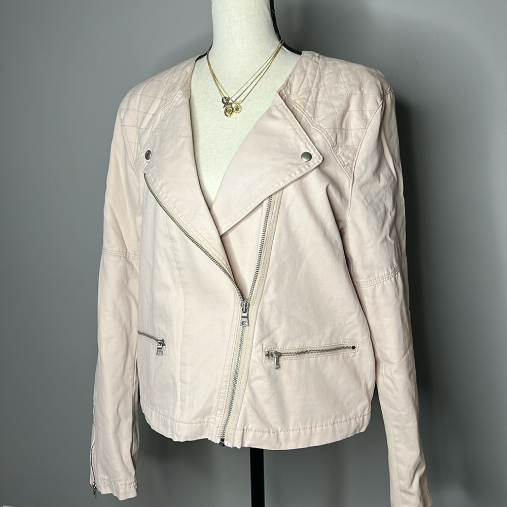 🛑 SOLD IN Posh Live Show 🛑 GAP Denim Moto Jacket Blush Pink NWOT
